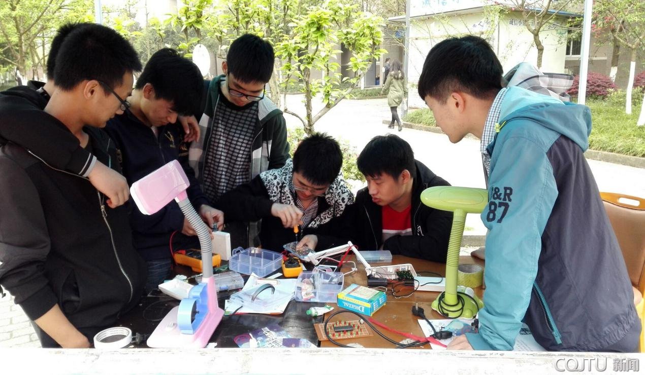 机电义务家电维修队,为志愿服务做代言