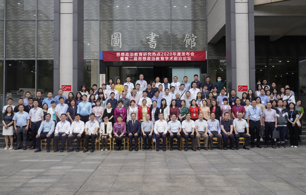 http://www.cq.xinhuanet.com/2021-05/17/1127450012_16212213087491n.jpg